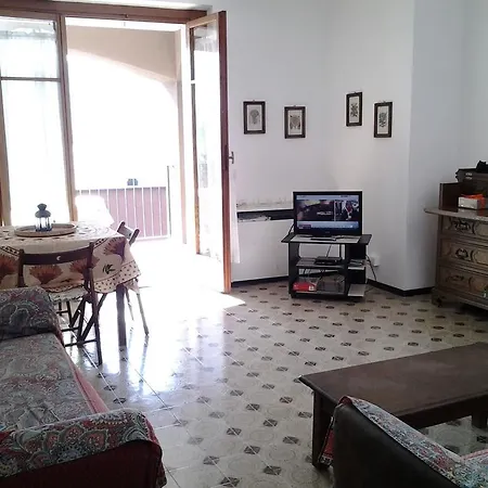 Mistral House Διαμέρισμα Oggebbio